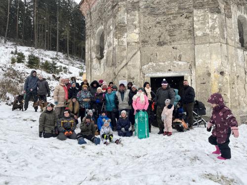 Silvestrovský výšlap na kapličku 2025